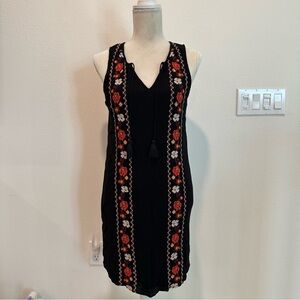 Old Navy Black Embroidered Sleeveless Shift Dress Boho Floral Medium